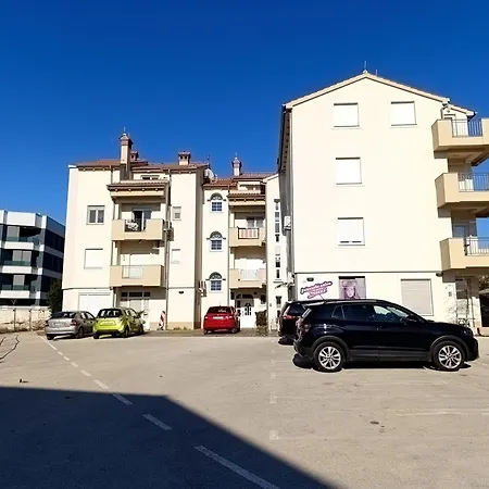 Tina's Seaside Place Διαμέρισμα *